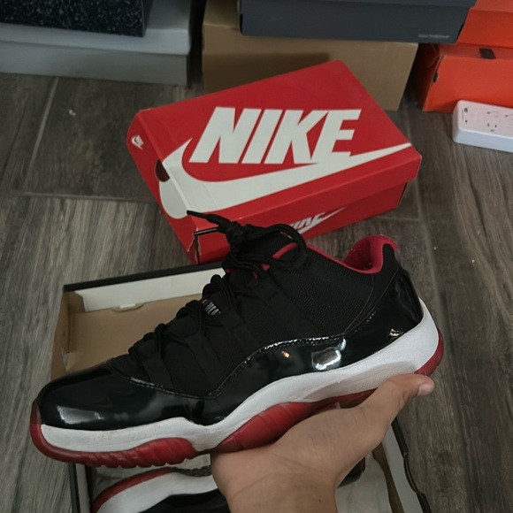 Jordan 11 bred 2015 pair!!